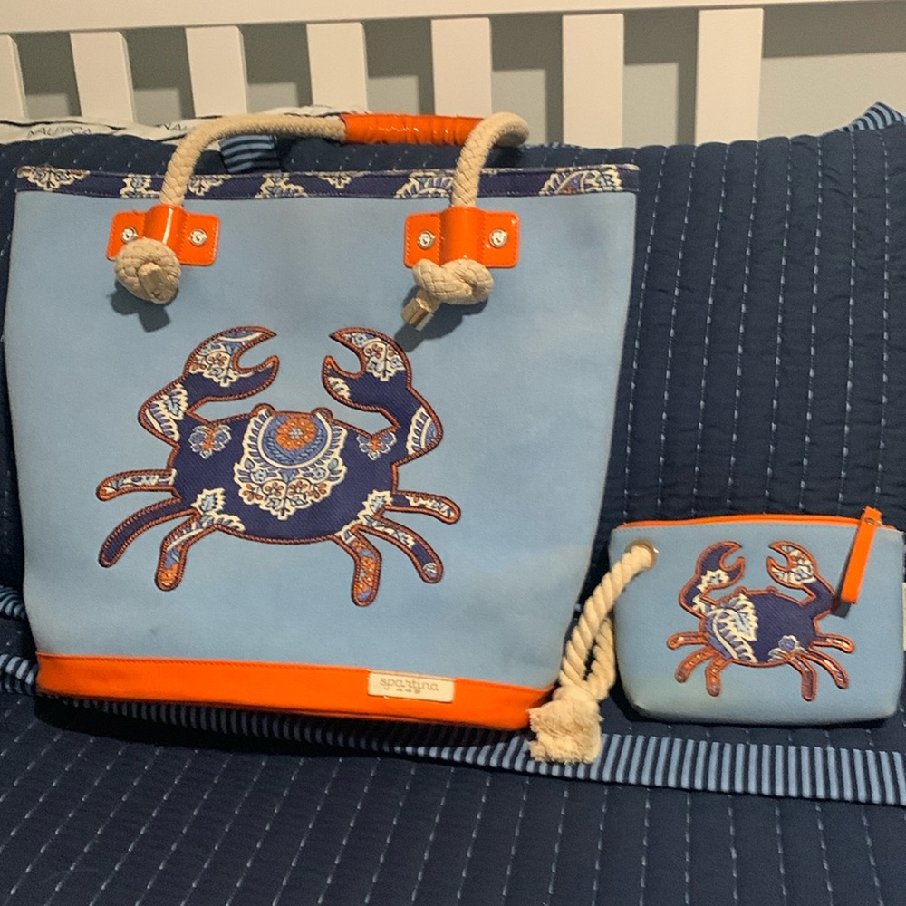 Spartina 449 Crab Large Sturdy Beach Bag/Tote + wristlet. Blue with orange trim